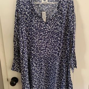Brand new Old Navy dress size M